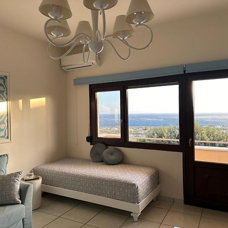 Nari Nari Apartment คูตซูนารี ภายนอก รูปภาพ