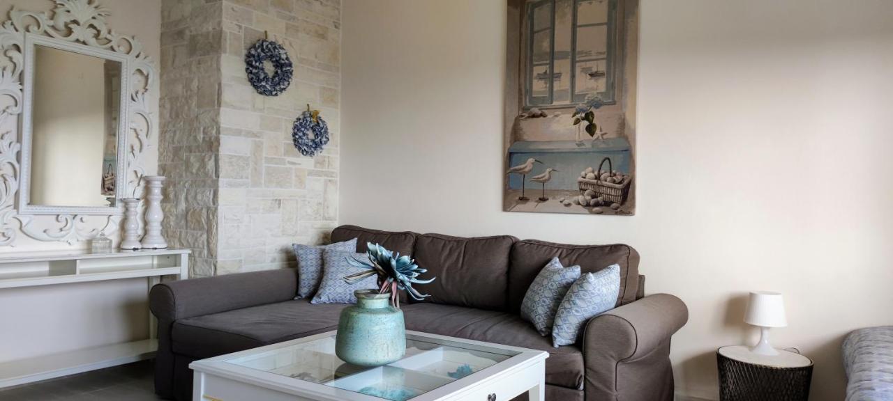 Nari Nari Apartment คูตซูนารี ภายนอก รูปภาพ