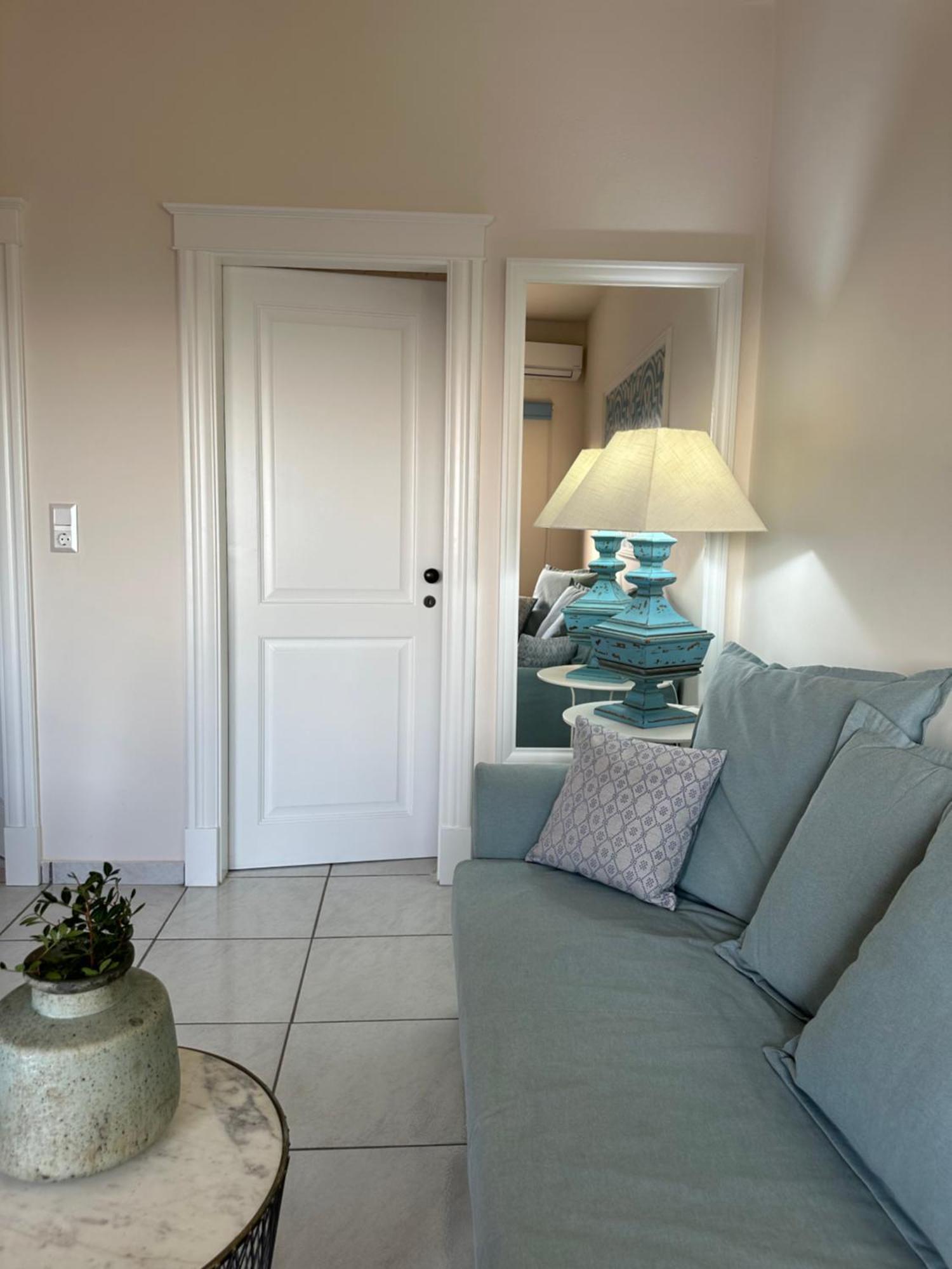 Nari Nari Apartment คูตซูนารี ภายนอก รูปภาพ